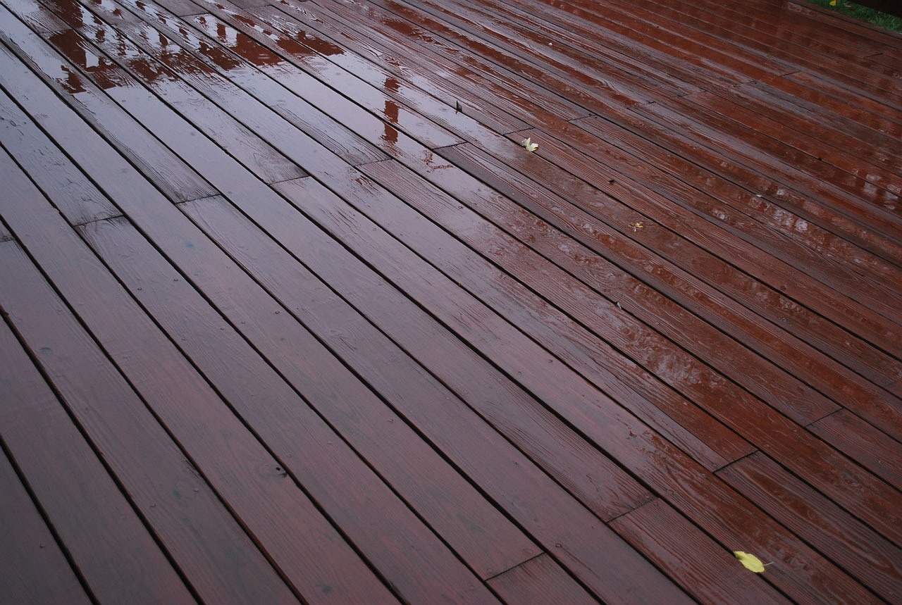 Crafting a Handmade Wooden Deck: A DIY Guide